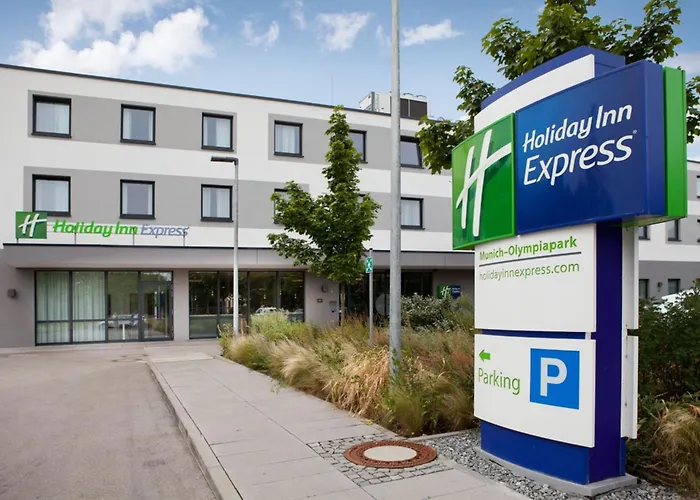  Holiday Inn Express Munich - Olympiapark By Ihg